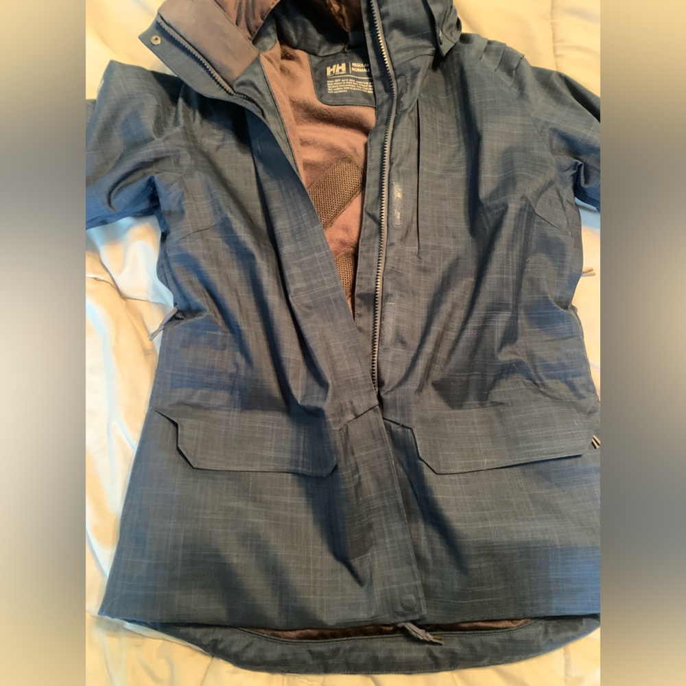 Insulated Helly Hansen Ski Jacket - image 5